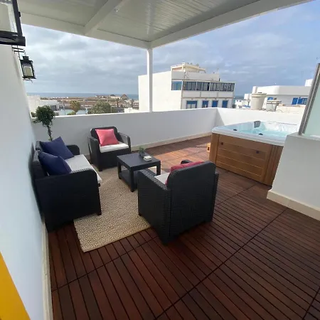 Lantia Rooftop House * ארסיפה