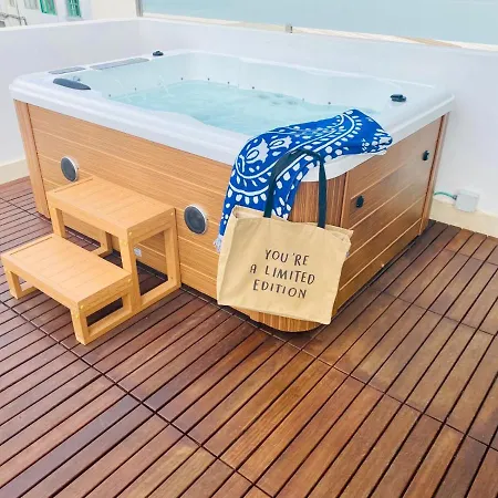 Lantia Rooftop House Auberge de jeunesse